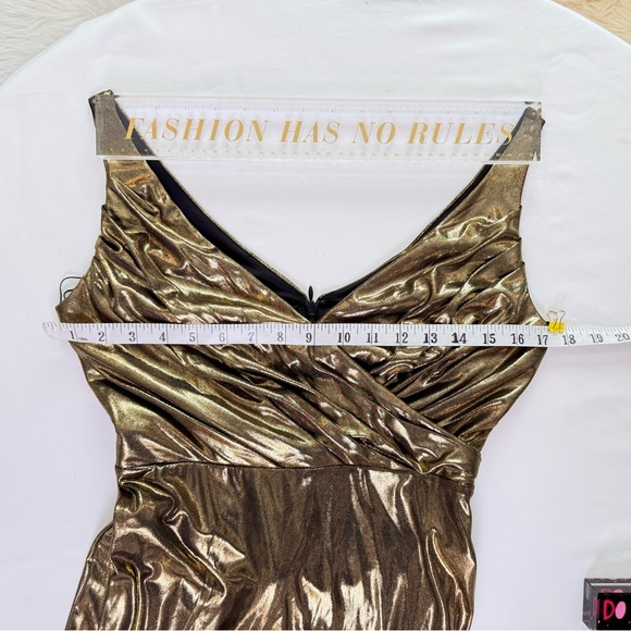 NWT Aidan Mattox Gold Metallic Foiled V-Neck Evening Gown Size 2 - Picture 13 of 16